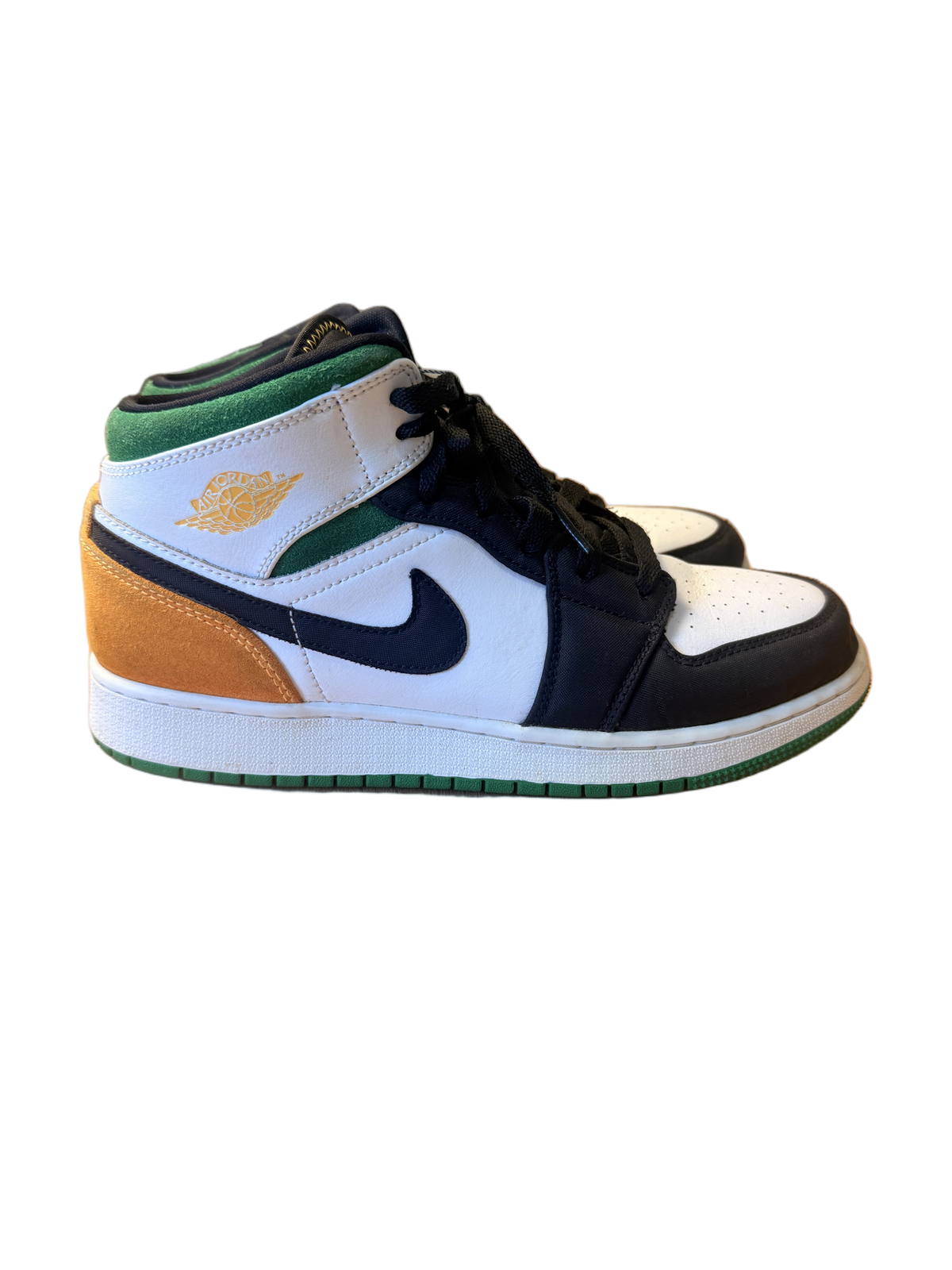 Jordan one Mid
