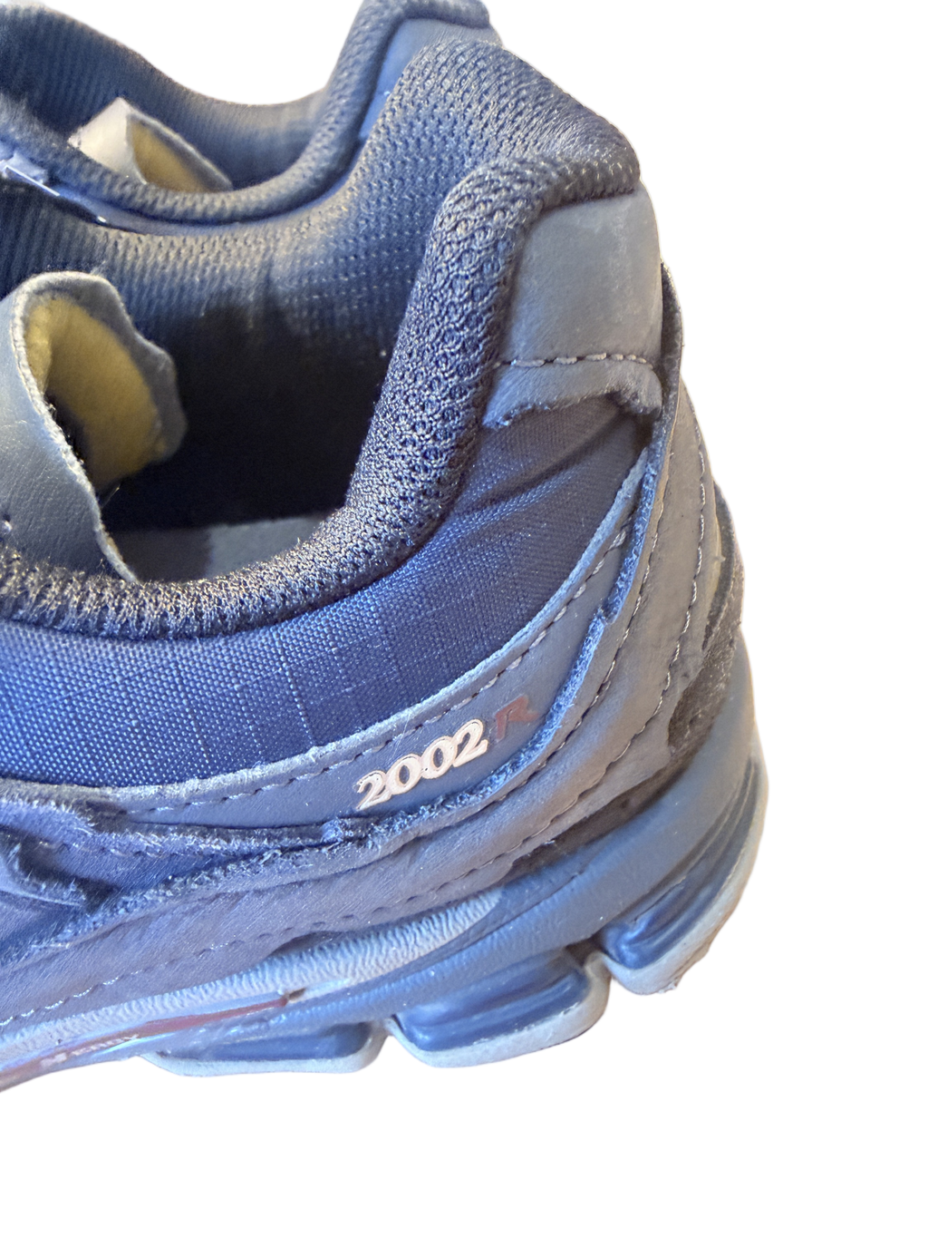 New balance 2002r