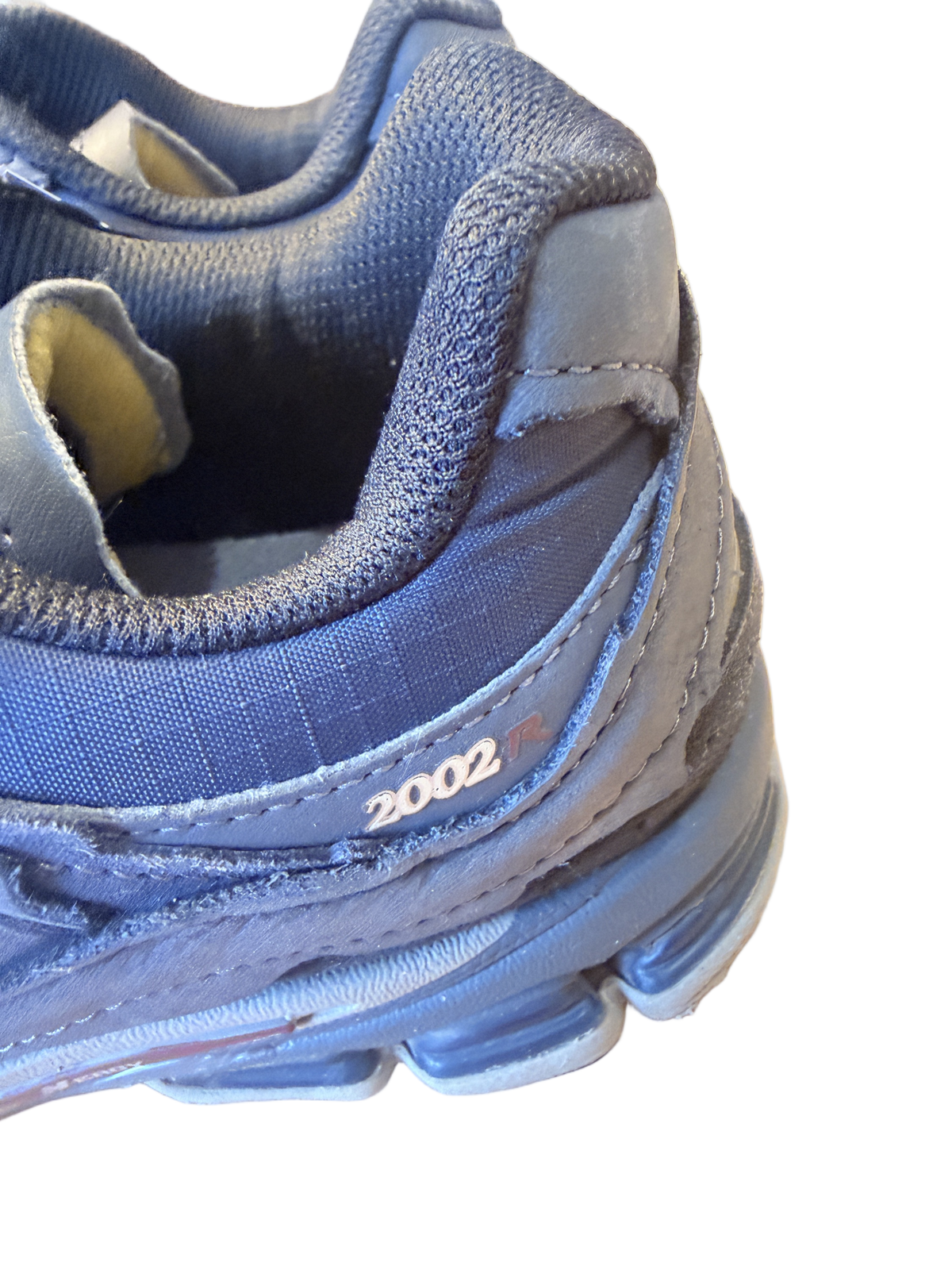 New balance 2002r