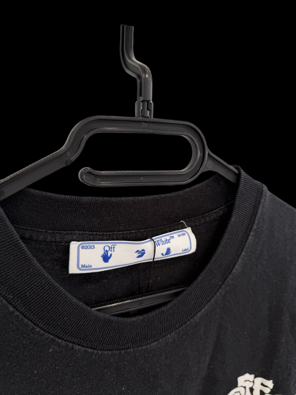 t-shirt off-white