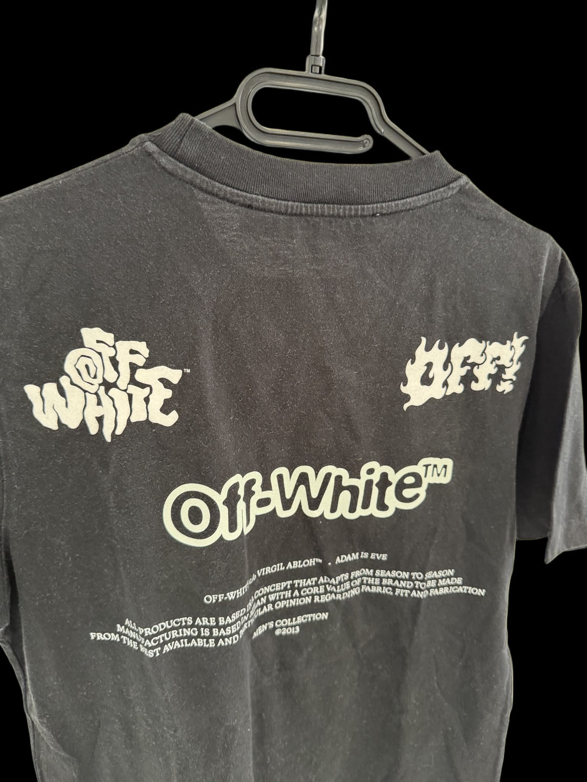 t-shirt off-white