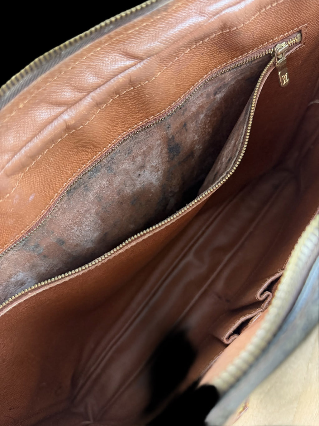 Louis vuitton sac d'affaire